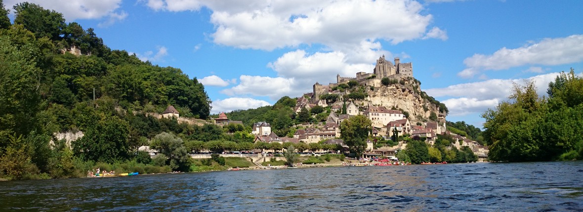 chateau de beynac - en bord de dordogne - Le Manoir du Chambon en Périgord